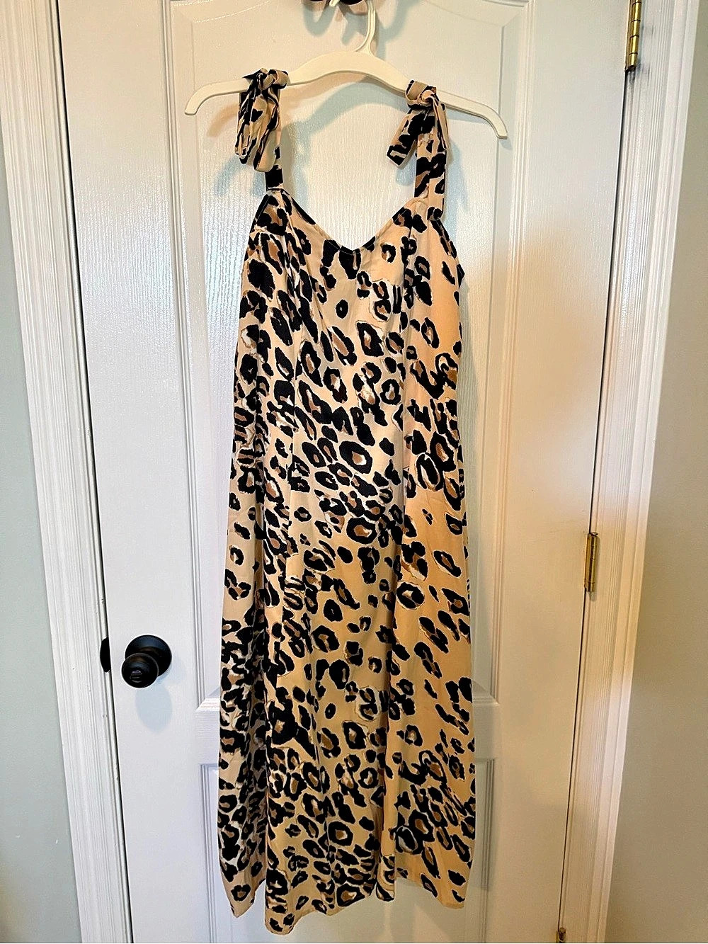 She & Sky Leopard Print Maxi Dress Size Medium